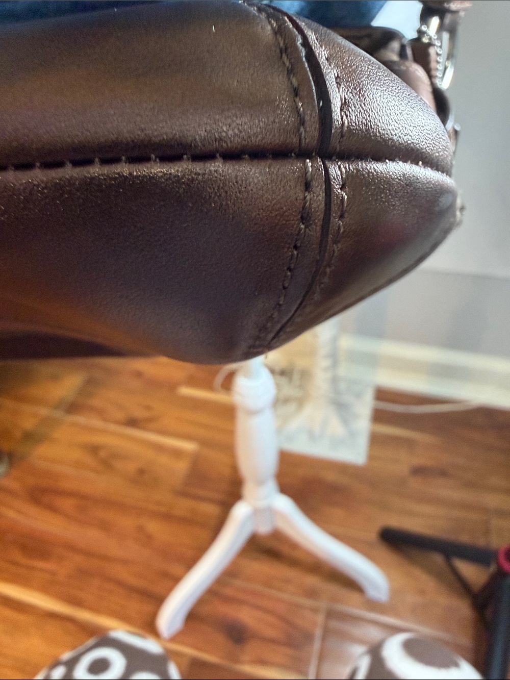 COACH NWOT Sig./optic brown sateen/bronze leather chain W/charm & hang tag bag - Picture 9 of 14